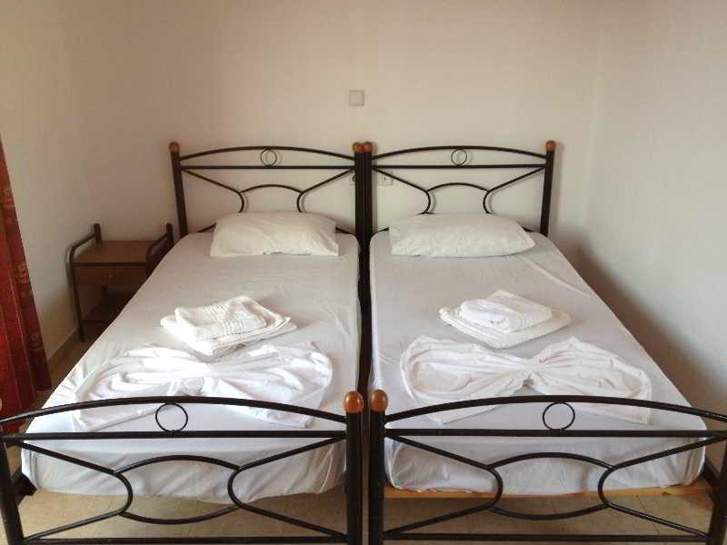 Saint Konstantin Beach Apartments Stegna ภายนอก รูปภาพ