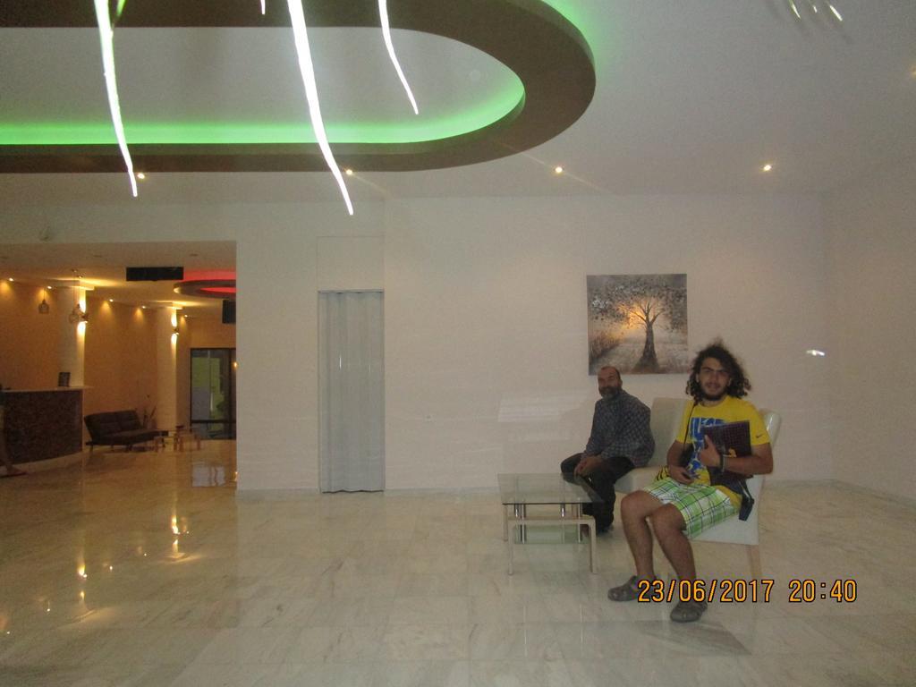 Saint Konstantin Beach Apartments Stegna ภายนอก รูปภาพ