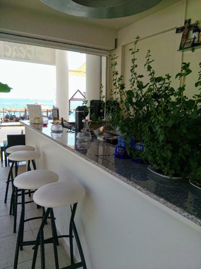 Saint Konstantin Beach Apartments Stegna ภายนอก รูปภาพ