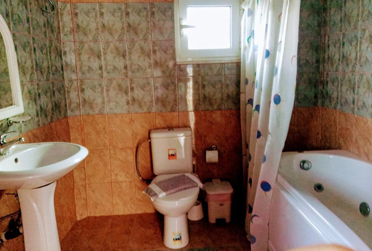 Saint Konstantin Beach Apartments Stegna ภายนอก รูปภาพ